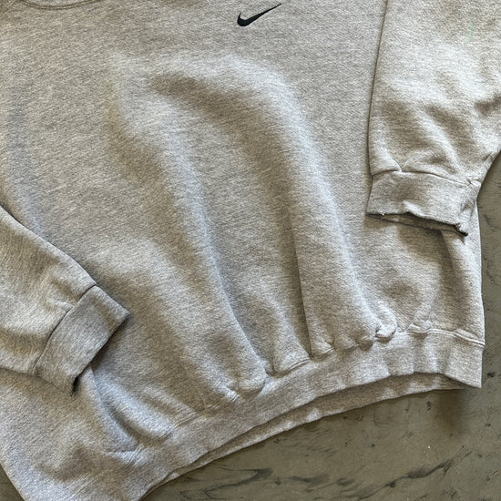 Nike Cropped Fit Crewneck