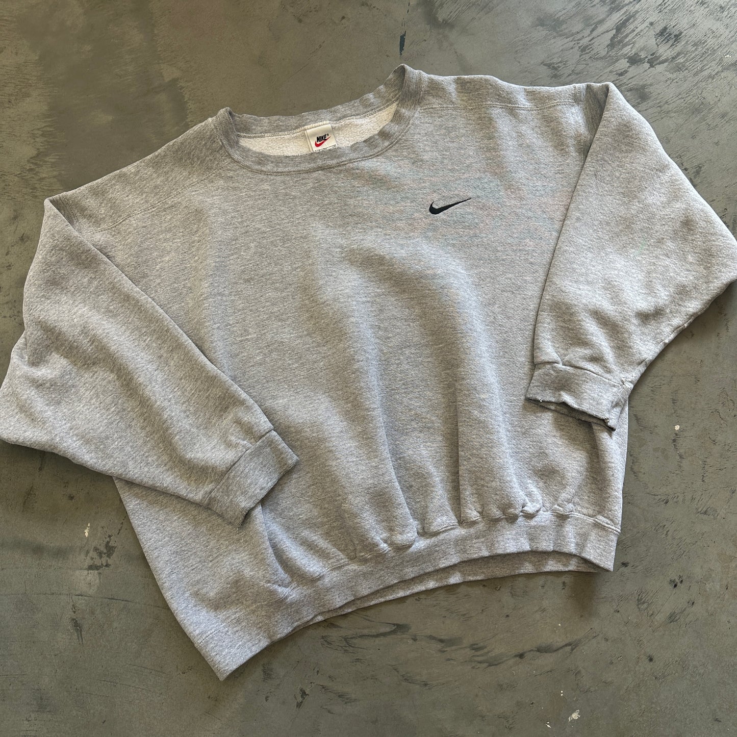 Nike Cropped Fit Crewneck