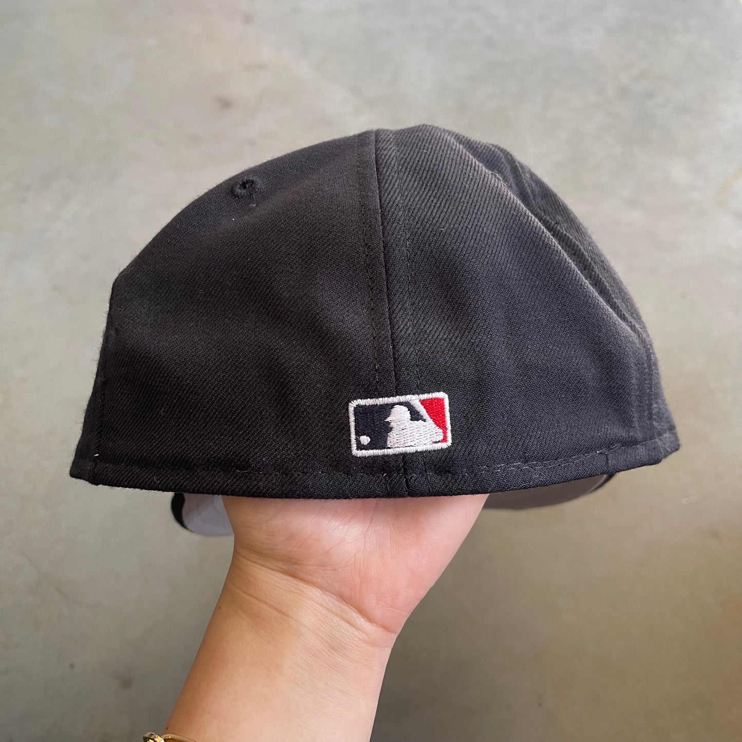 NY Yankees Fitted Hat - Size 7